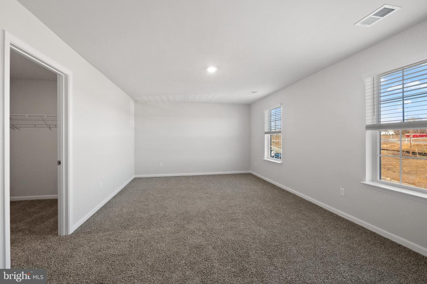 814 Spikeresh Way photo 12