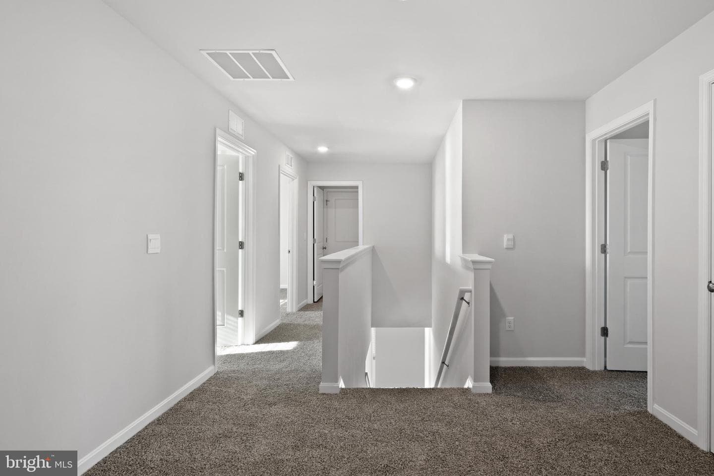 814 Spikeresh Way photo 14