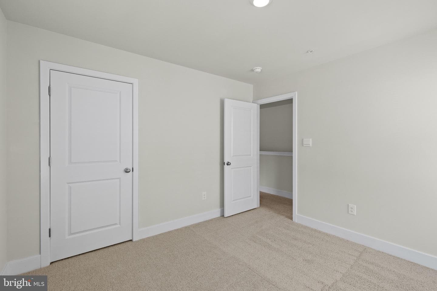 807 Spikeresh Way photo 30