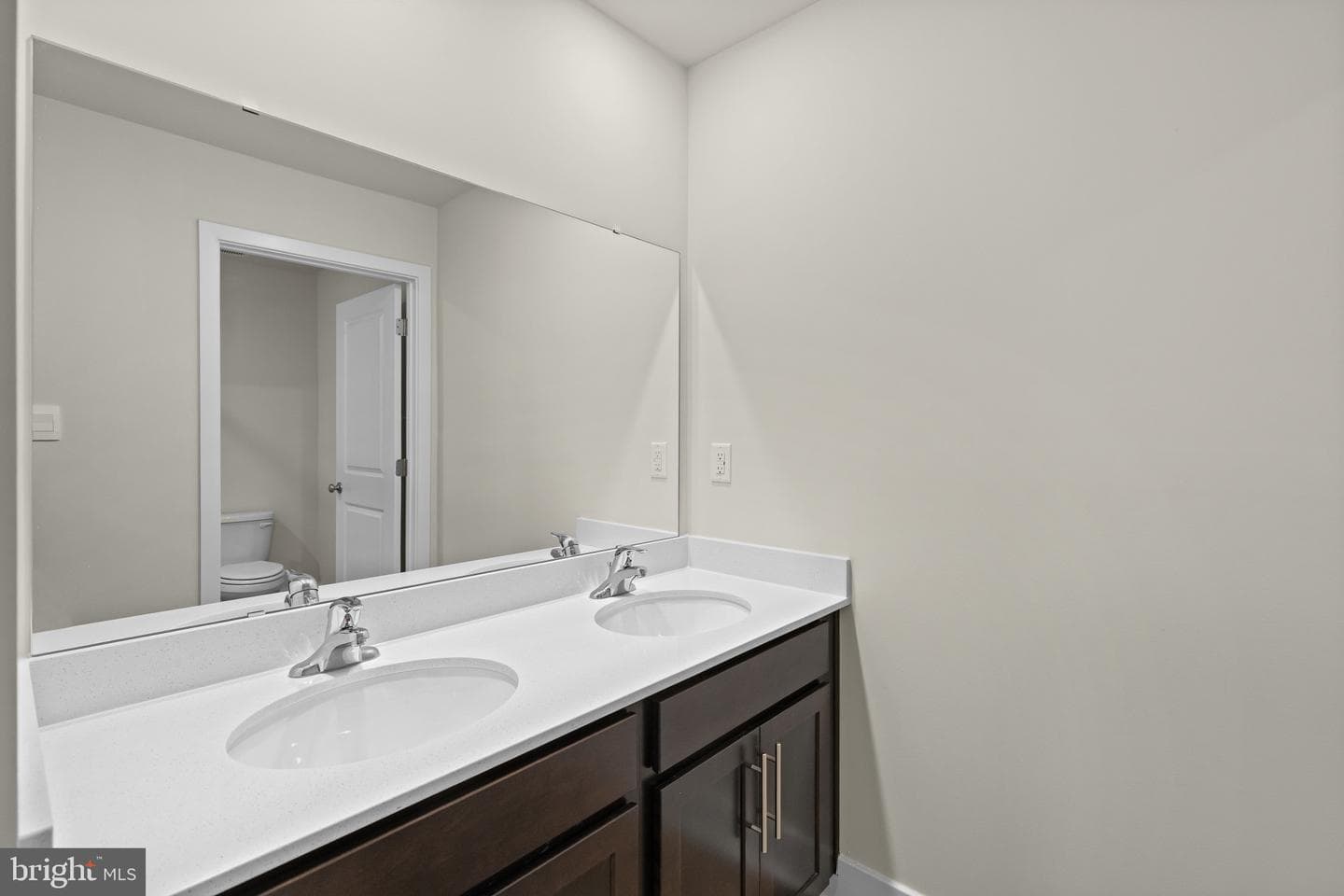 807 Spikeresh Way photo 48