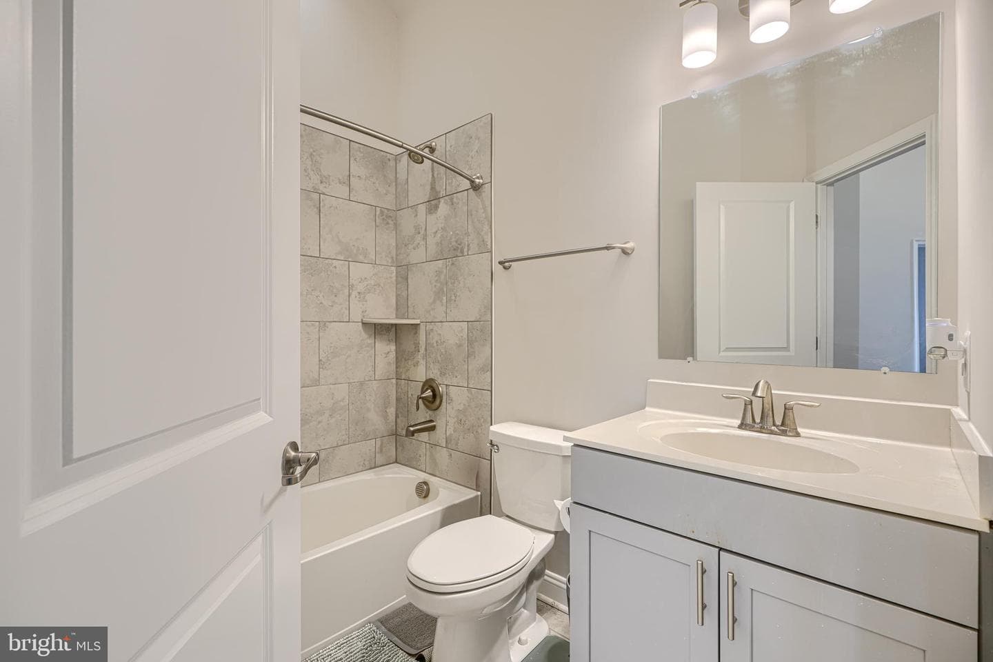 542 Calvert Way photo 36