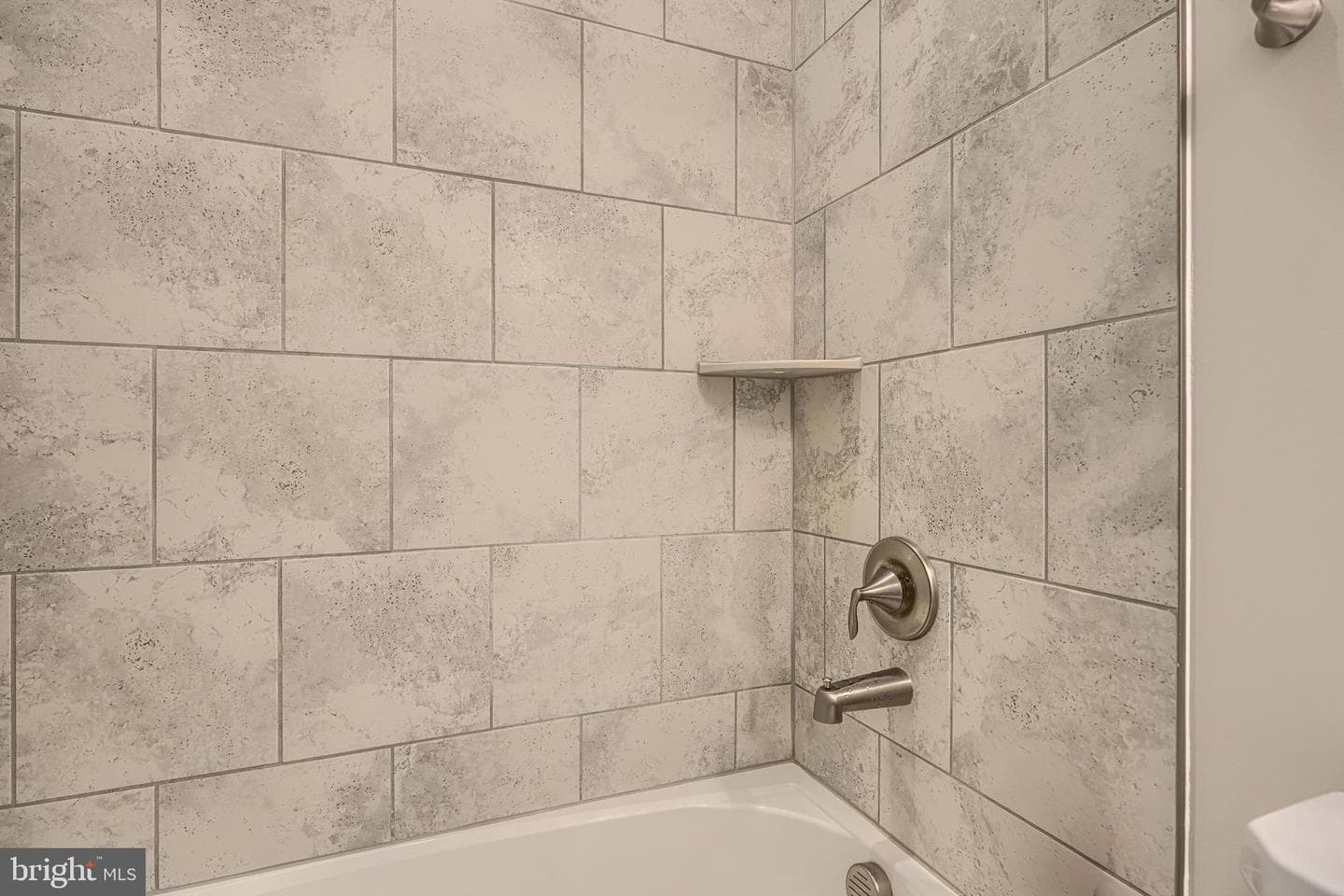 542 Calvert Way photo 37