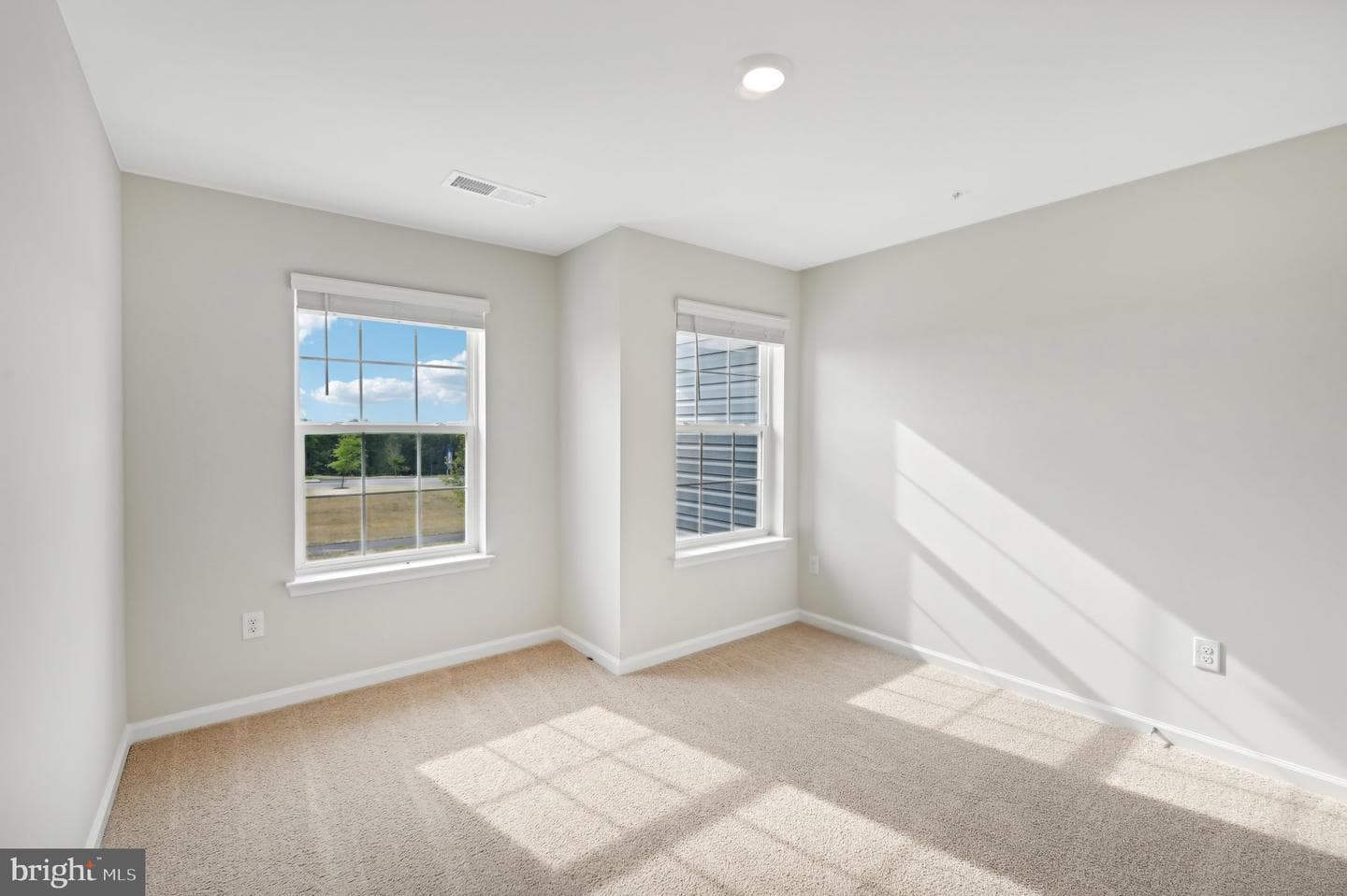 702 Managrass Drive photo 21