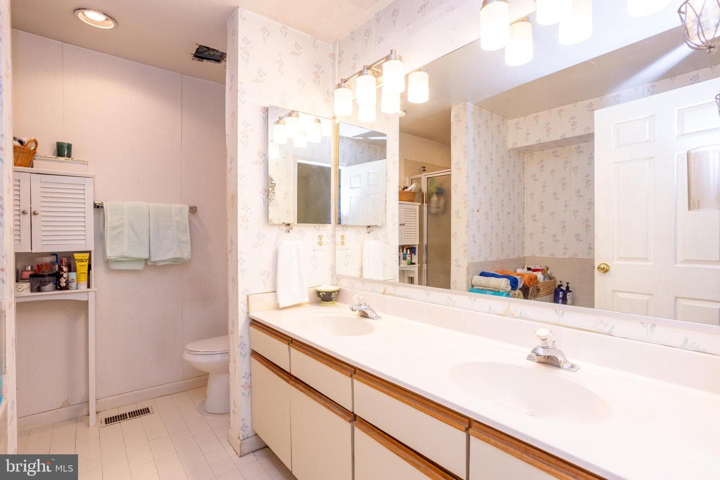 5065 Columbia Road #18 11 photo 23
