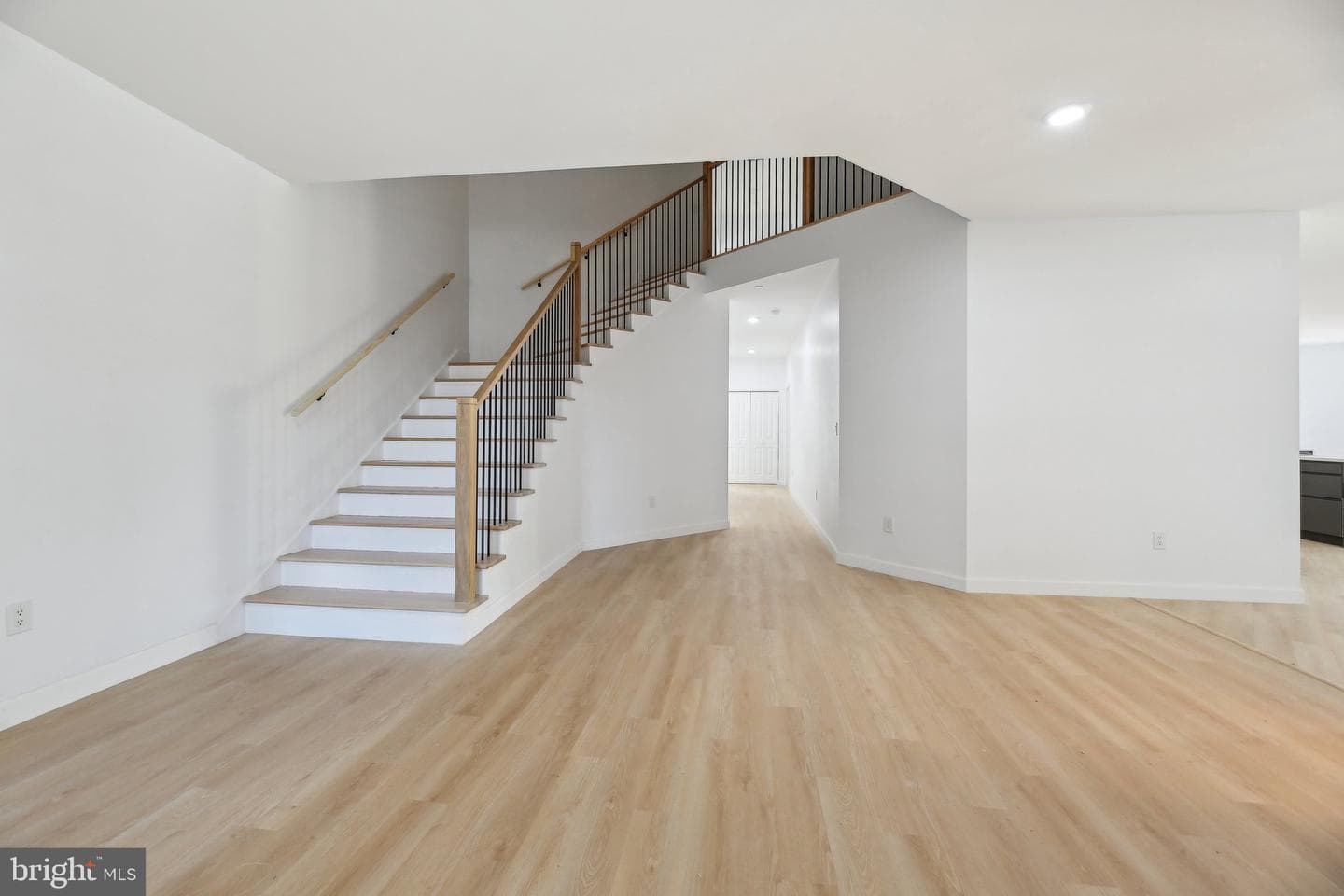 8325 Grove Angle Road photo 21