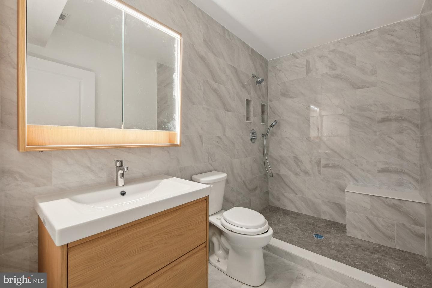 8325 Grove Angle Road photo 54