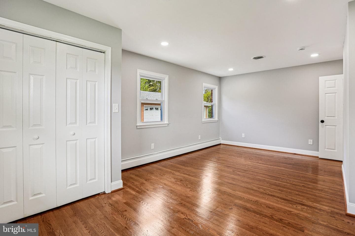 15474 Roxbury Road photo 16