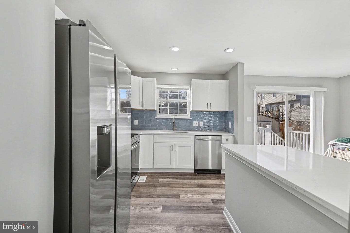 8304 Granville Road photo 11