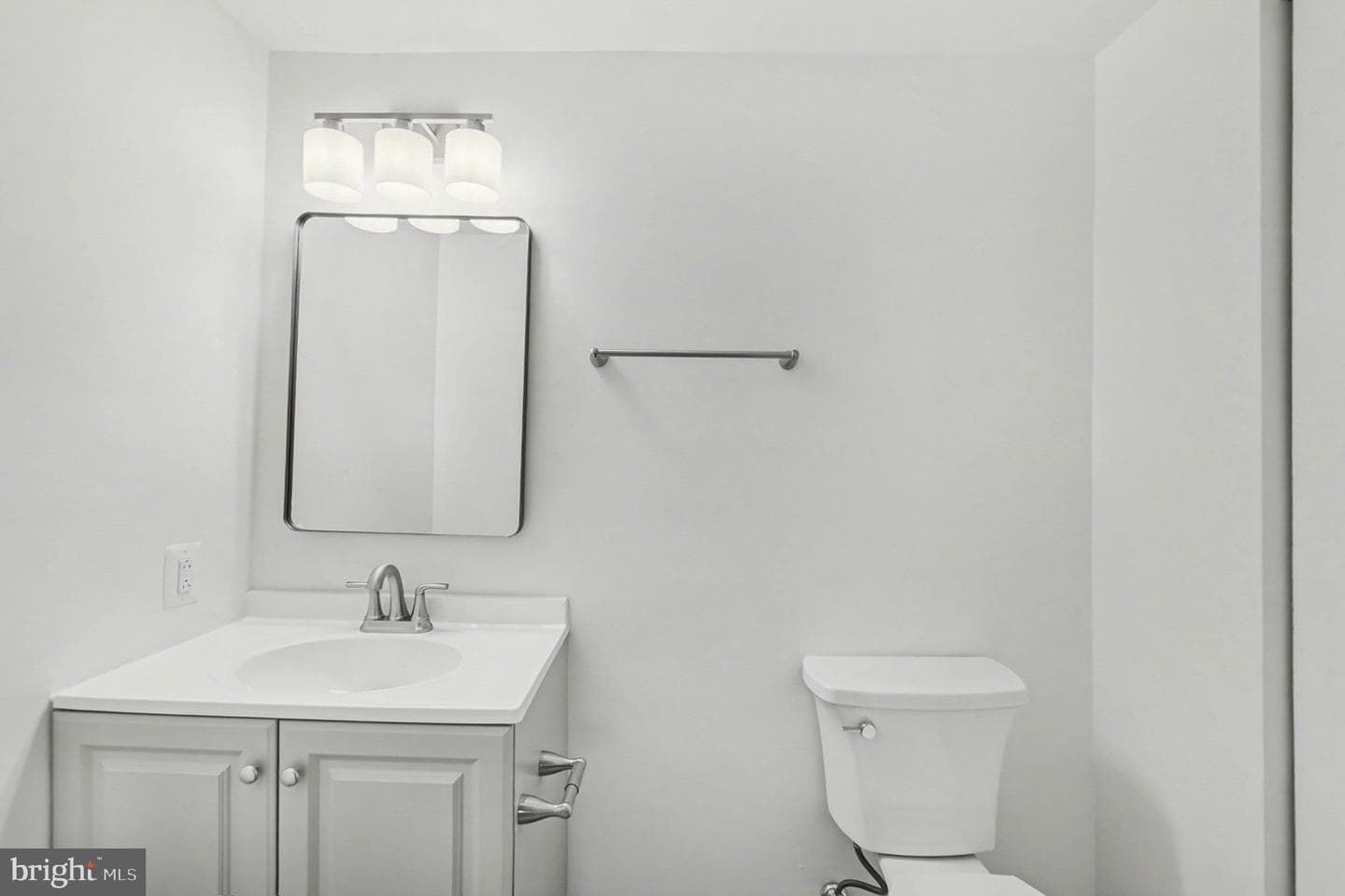 8304 Granville Road photo 21