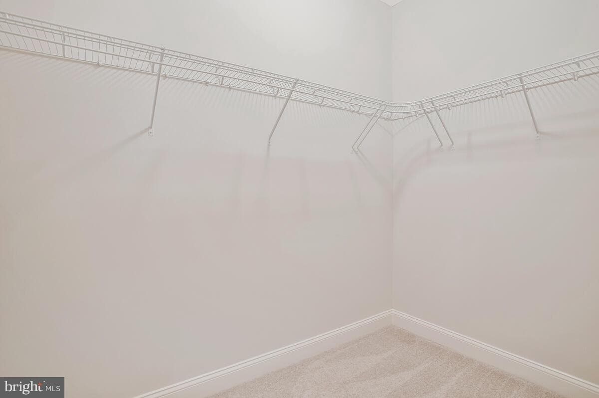 2550 Kensington Gardens #205 photo 23
