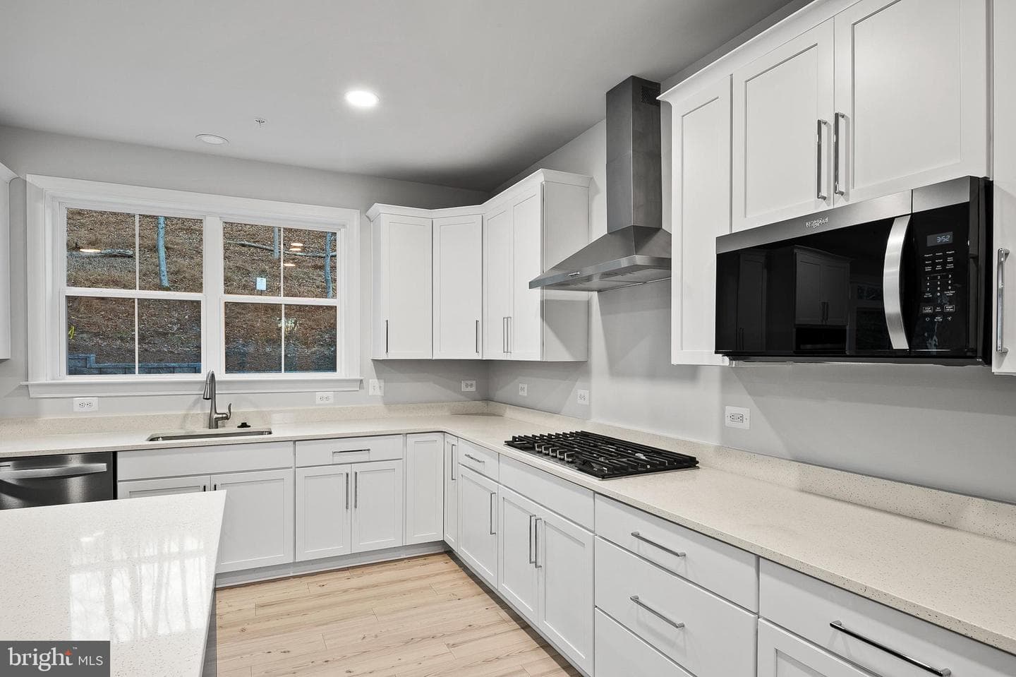 4496 Ilchester Road photo 19