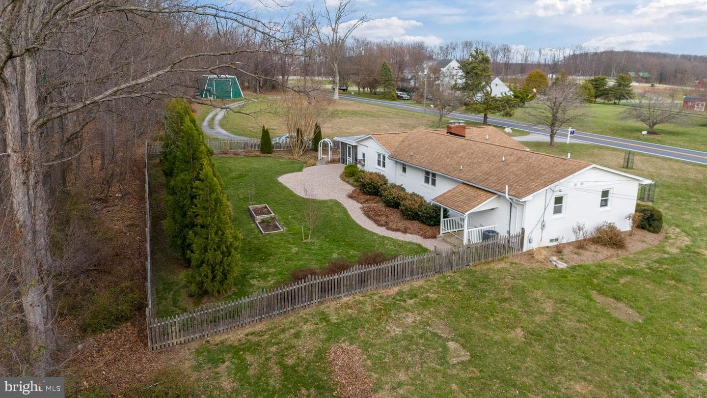 720 W Watersville Road photo 3