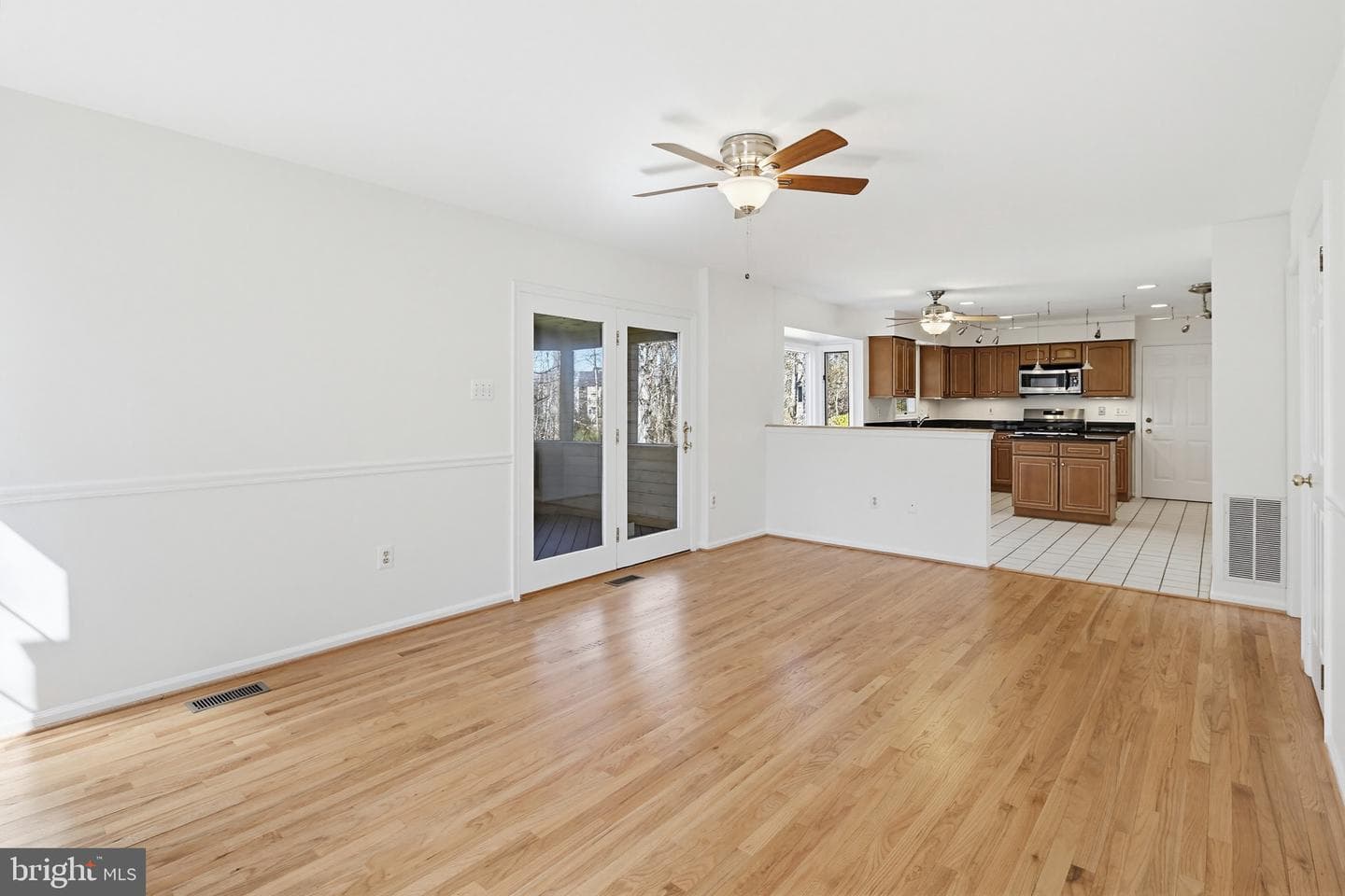 8307 Spring Blossom Court photo 24