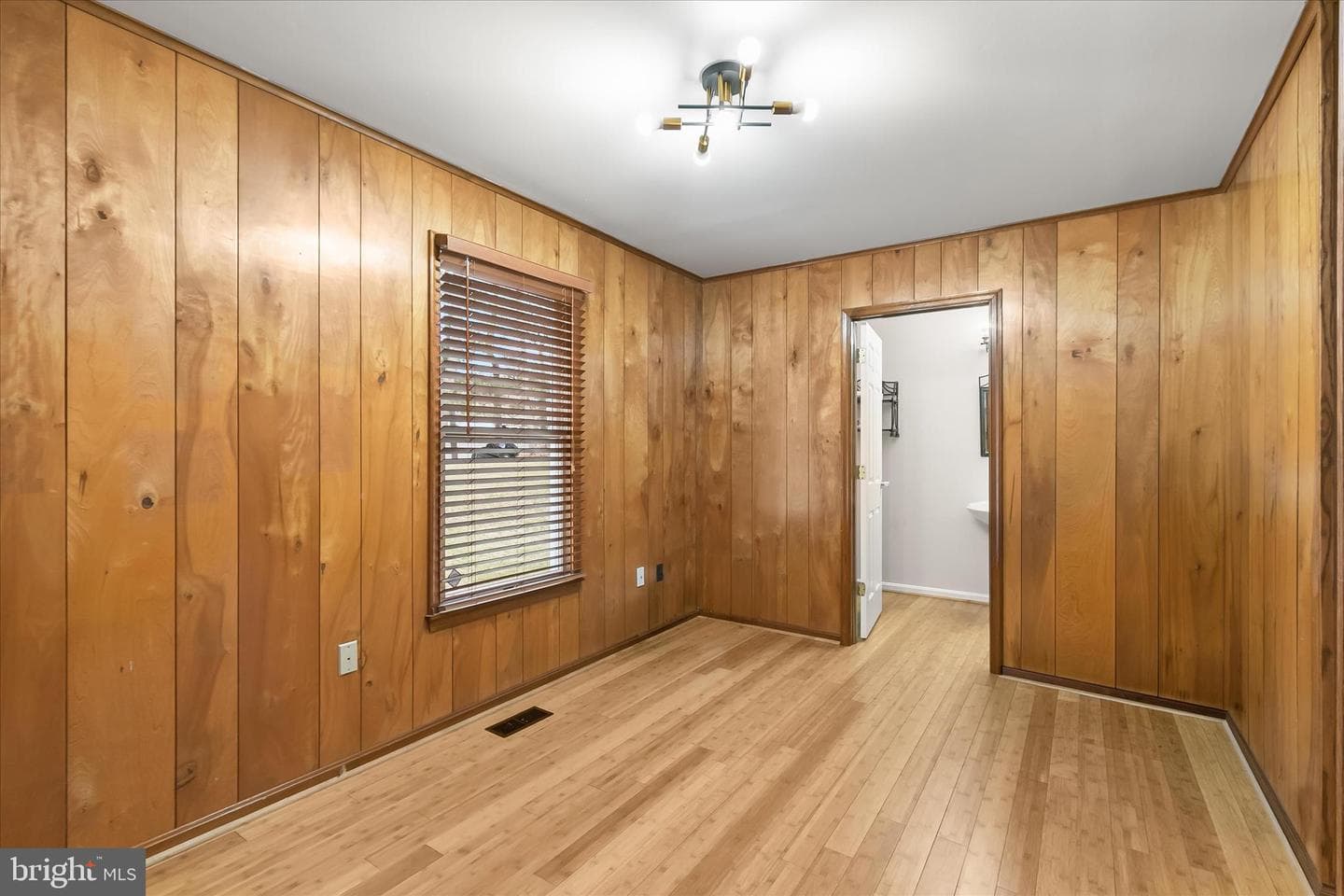 9606 Casper Court E photo 35