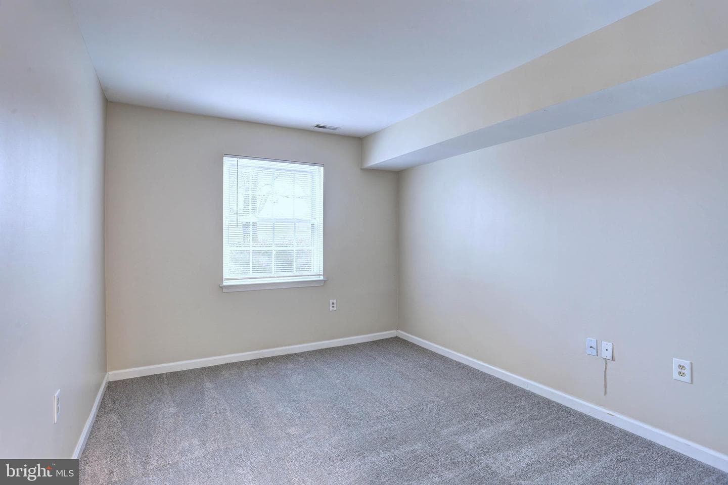 8388 Montgomery Run Road #c photo 17