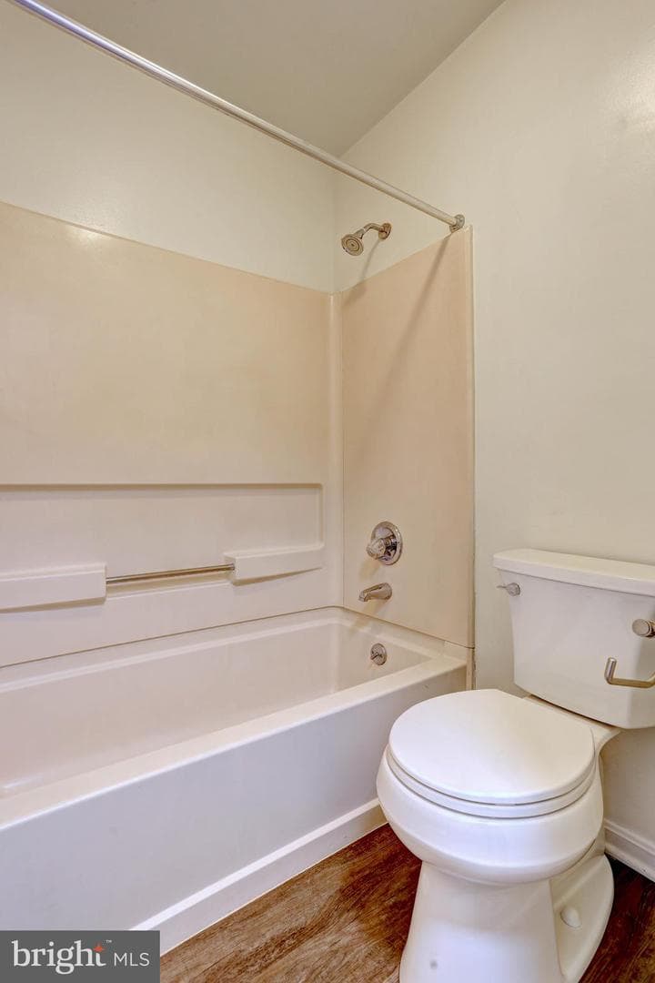 8388 Montgomery Run Road #c photo 19