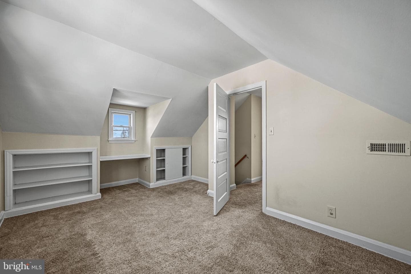 7362 Montgomery Road photo 34