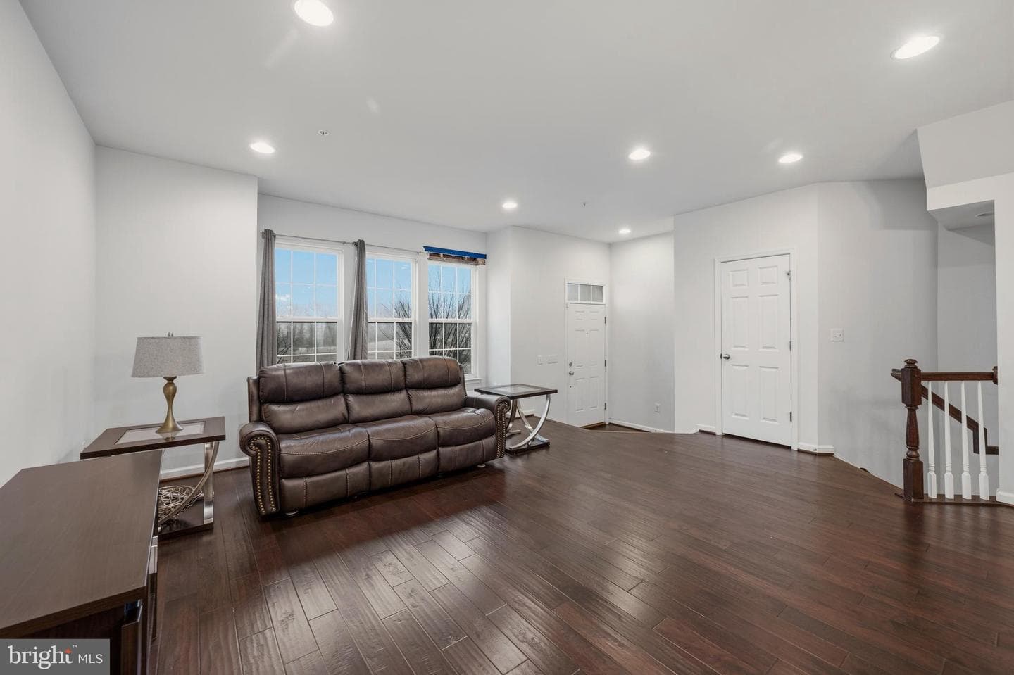 9926 Cypress Way photo 4