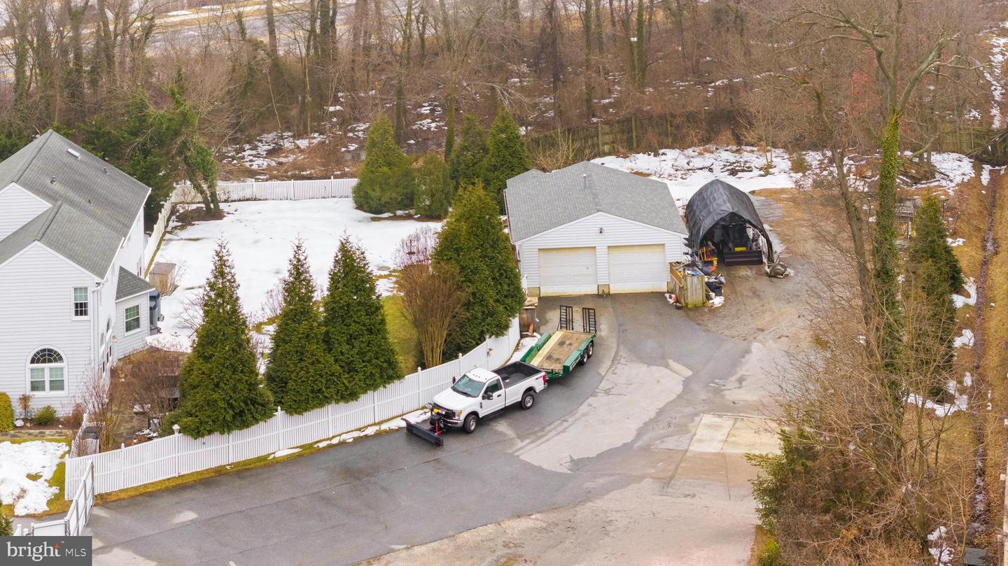 6550 Lawyers Hill Road photo 2