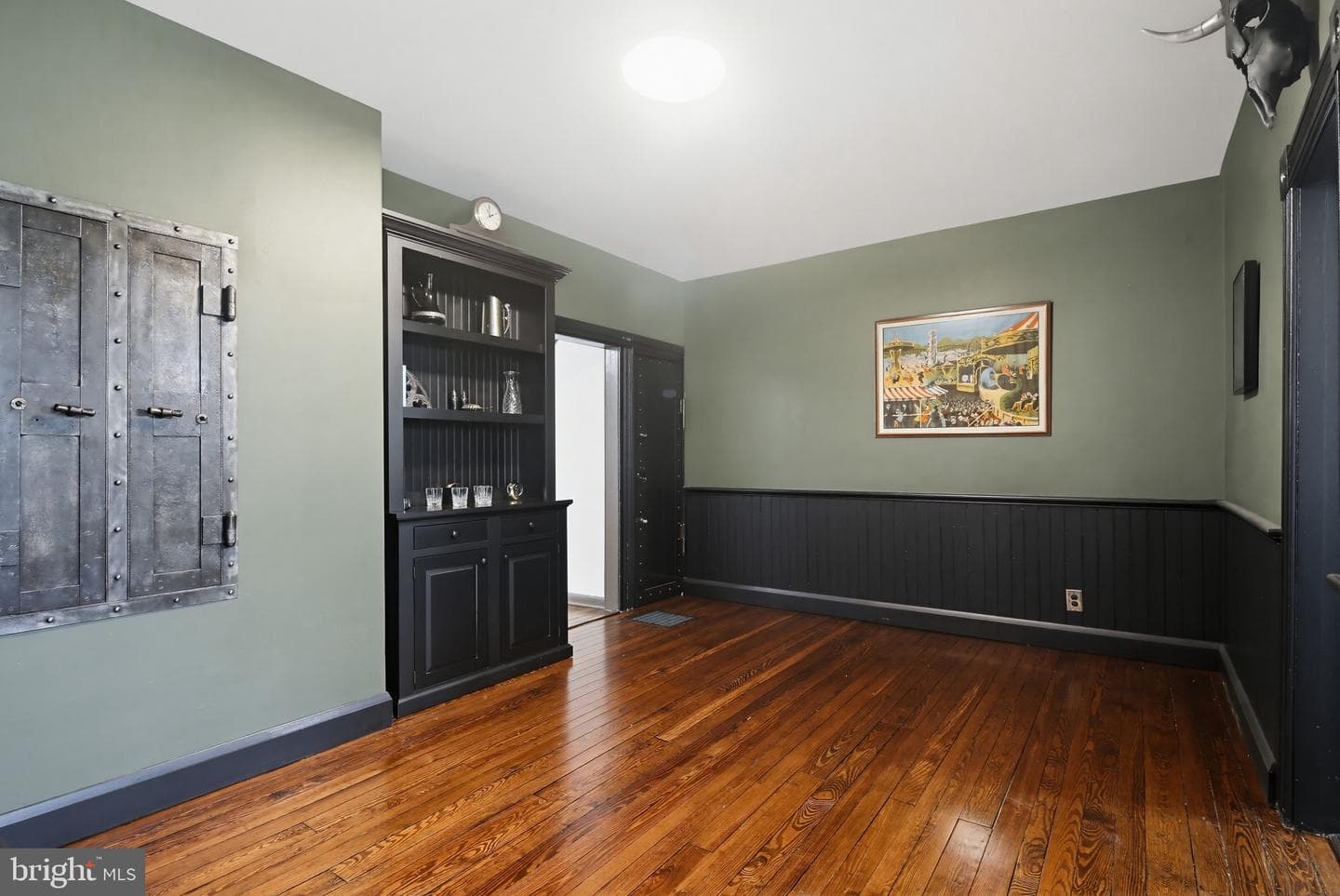 8556 Frederick Road photo 11