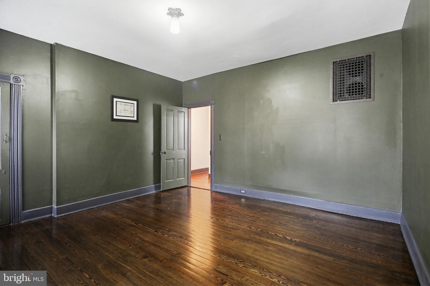 8556 Frederick Road photo 19