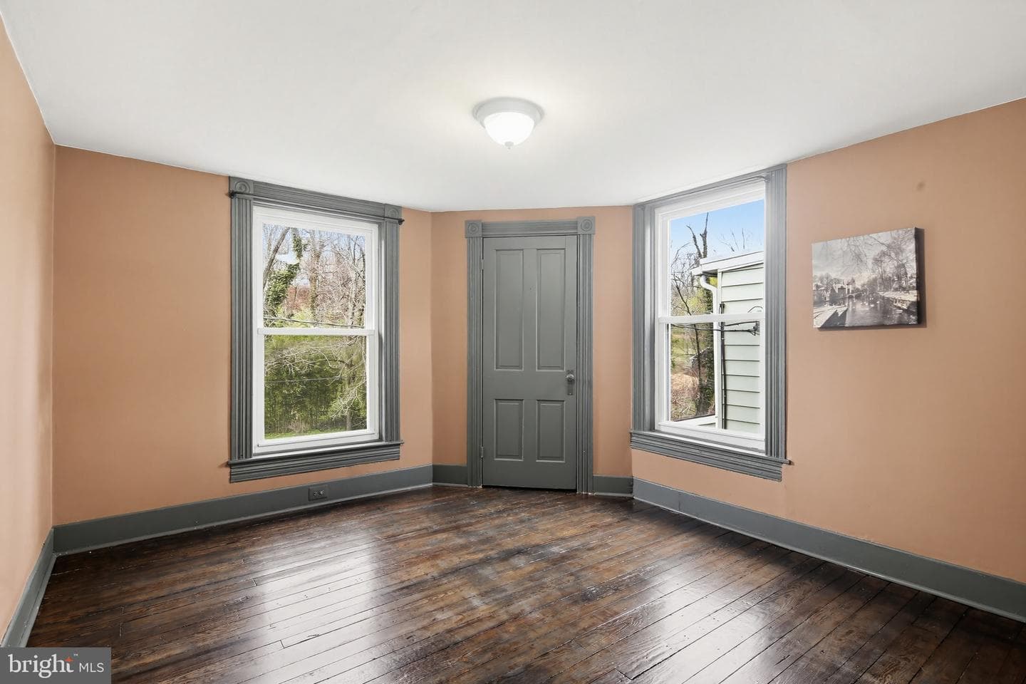 8556 Frederick Road photo 22