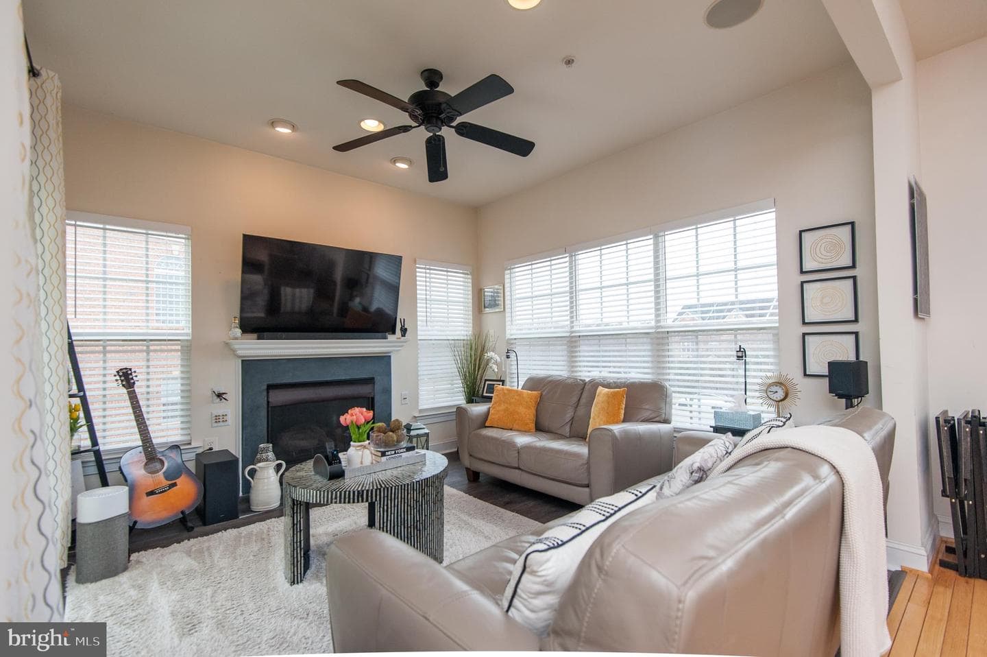 9843 Snow Bird Lane photo 10