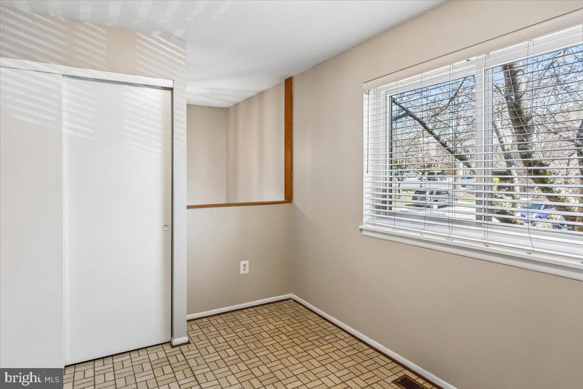 8953 Skyrock Court photo 5