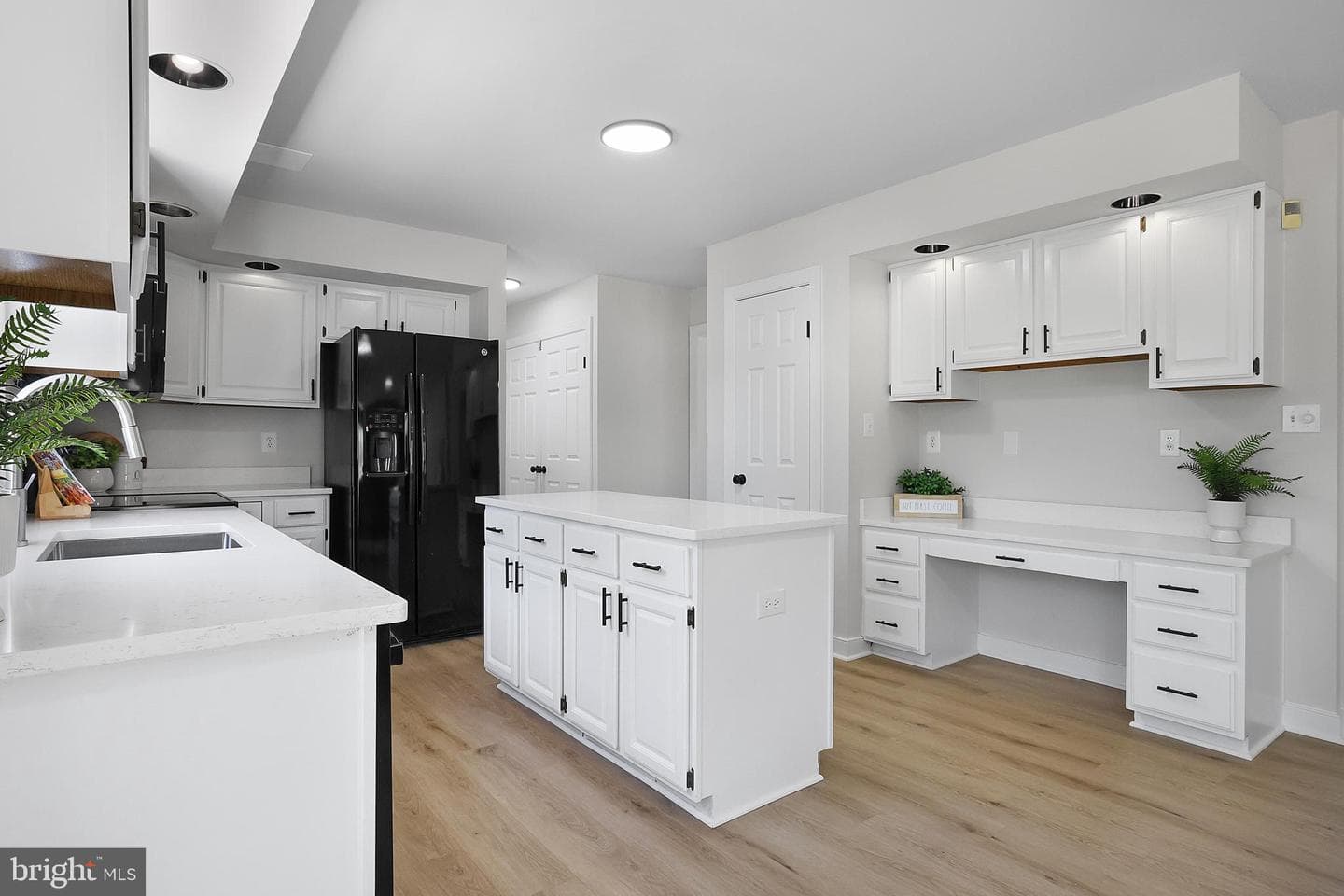 10390 Stansfield Road photo 11