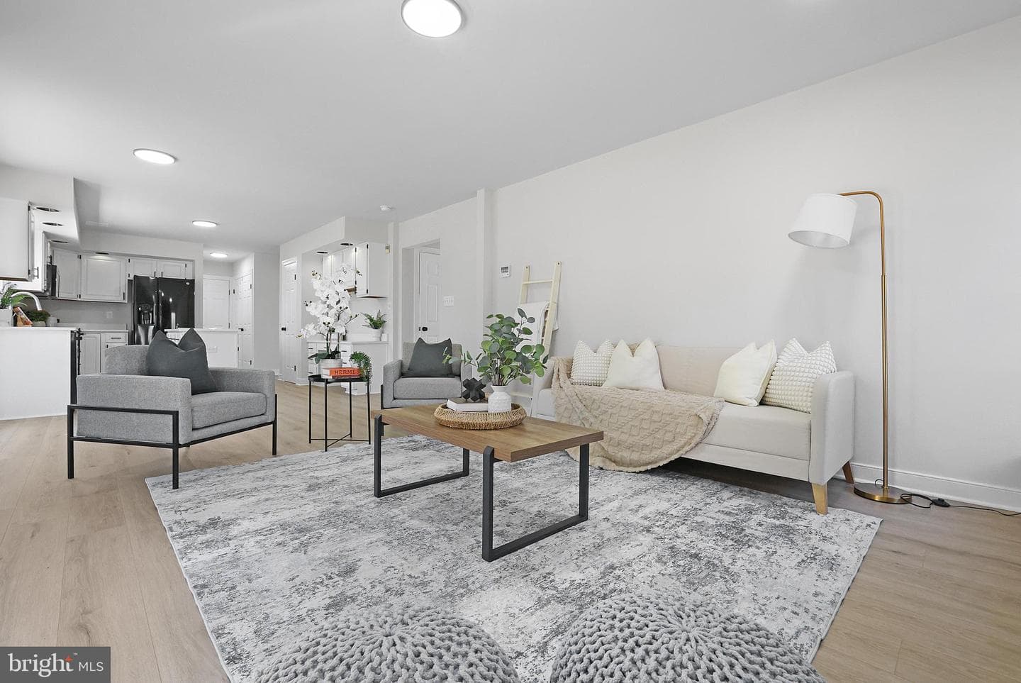 10390 Stansfield Road photo 17