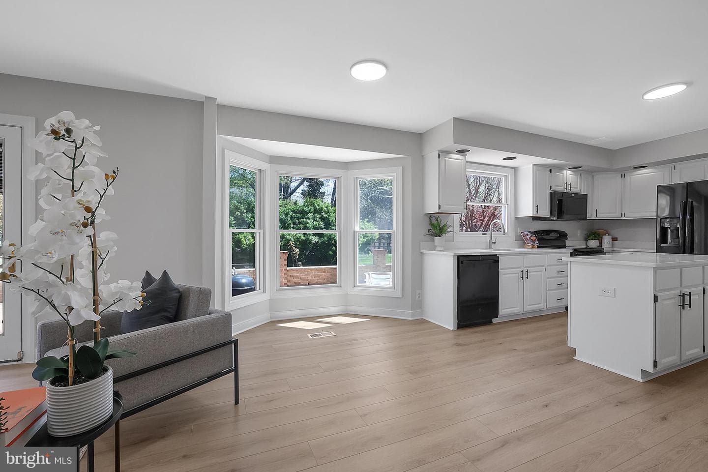 10390 Stansfield Road photo 21