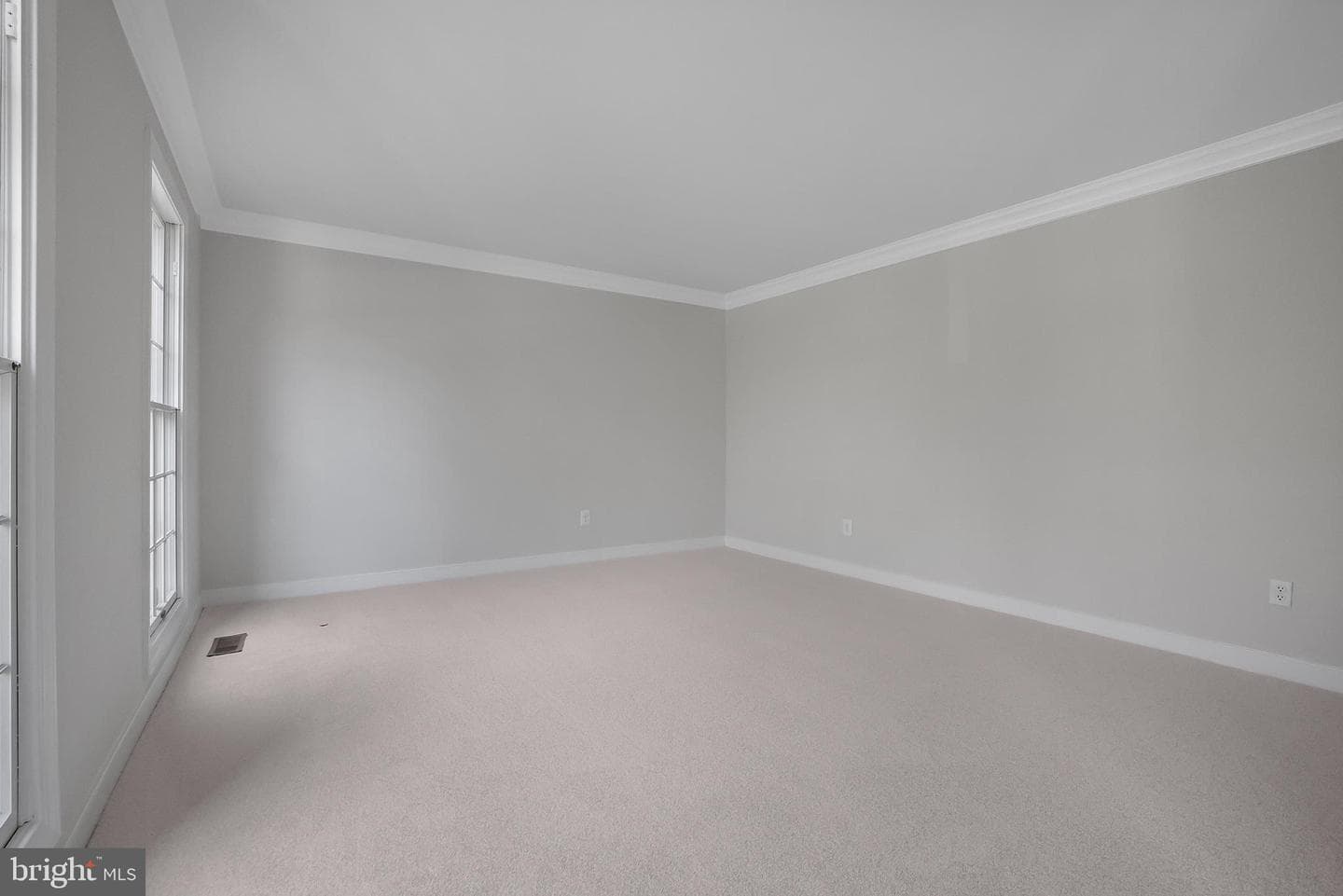 10390 Stansfield Road photo 27