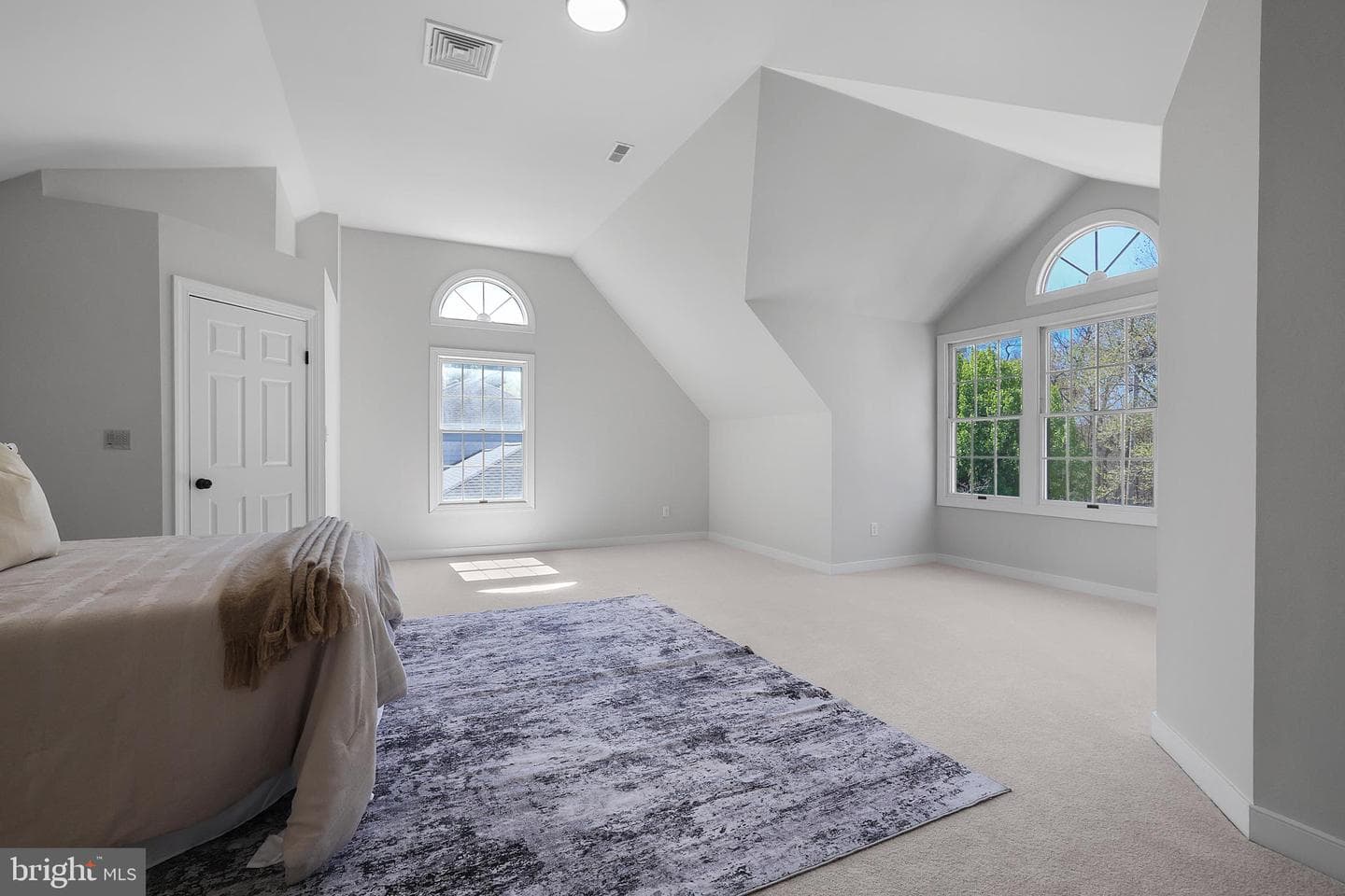 10390 Stansfield Road photo 33
