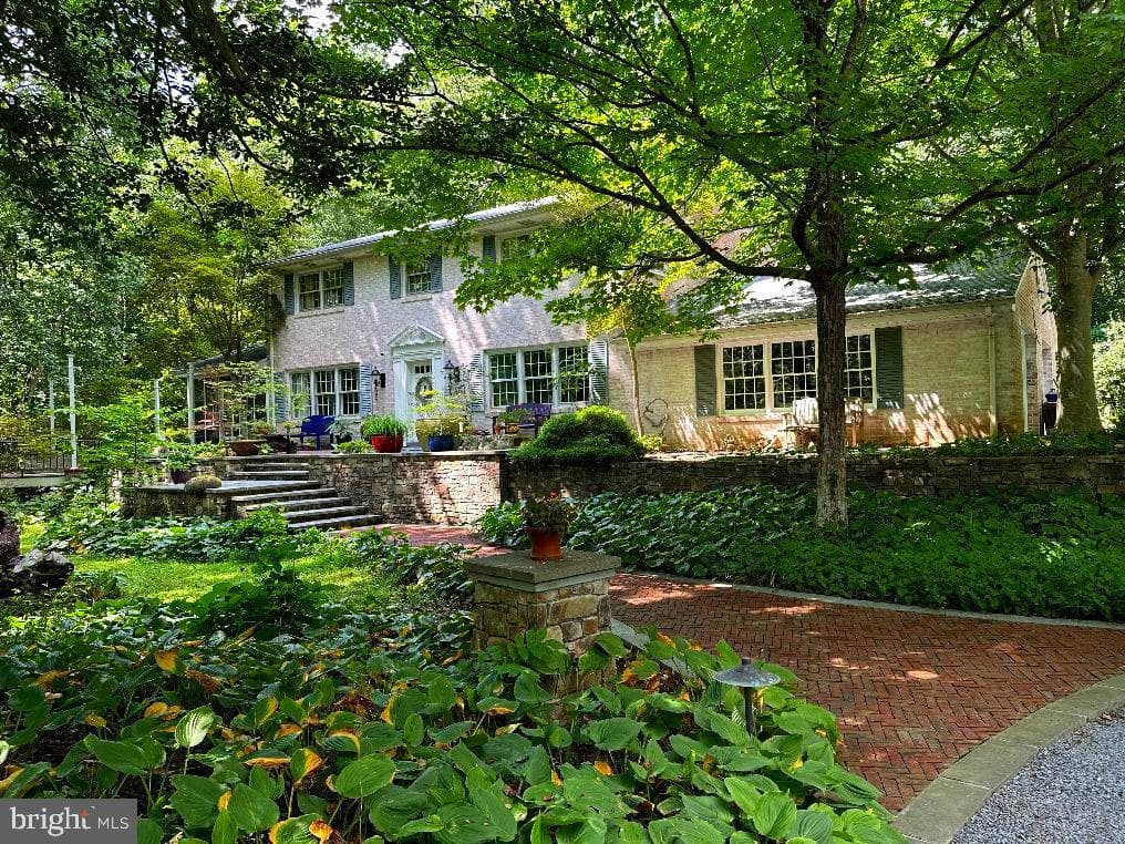 7244 Mink Hollow Road, Highland