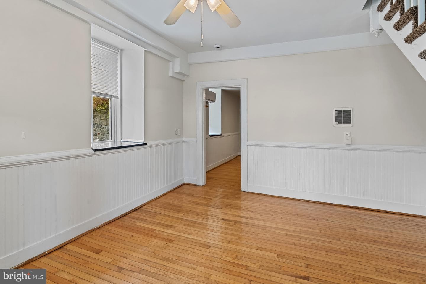 8473 Main Street photo 4
