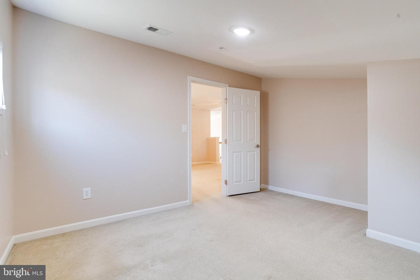 3014 John Bernard Drive #147 photo 33
