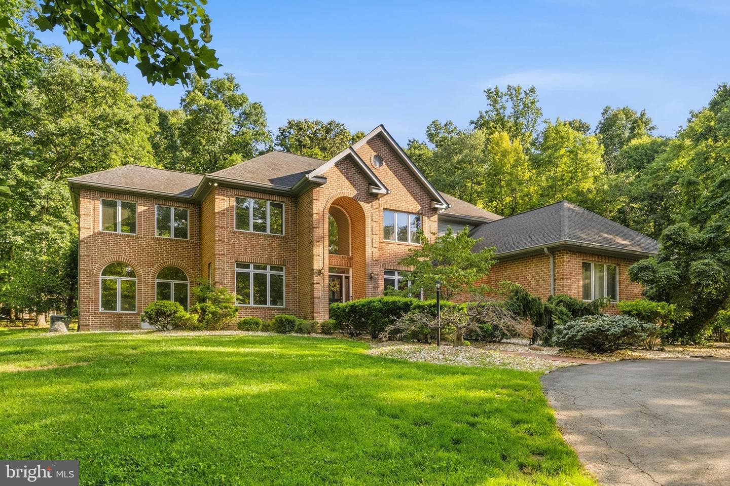 13849 Russell Zepp Drive, Clarksville