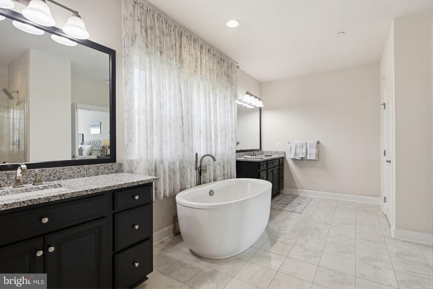 15332 Galaxy Drive photo 27
