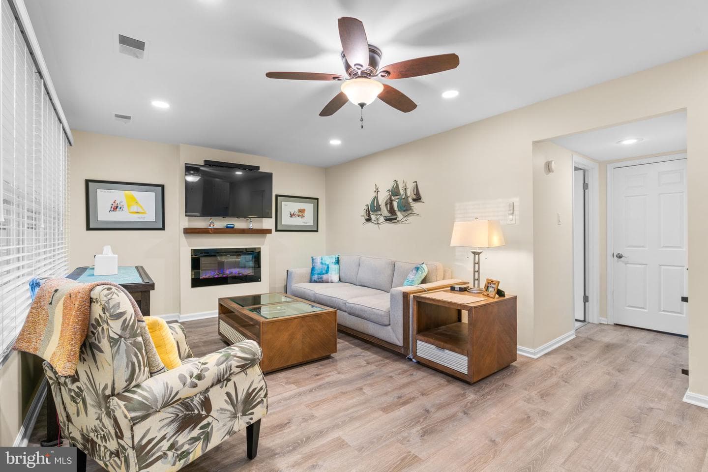 9413 Sunfall Court photo 29
