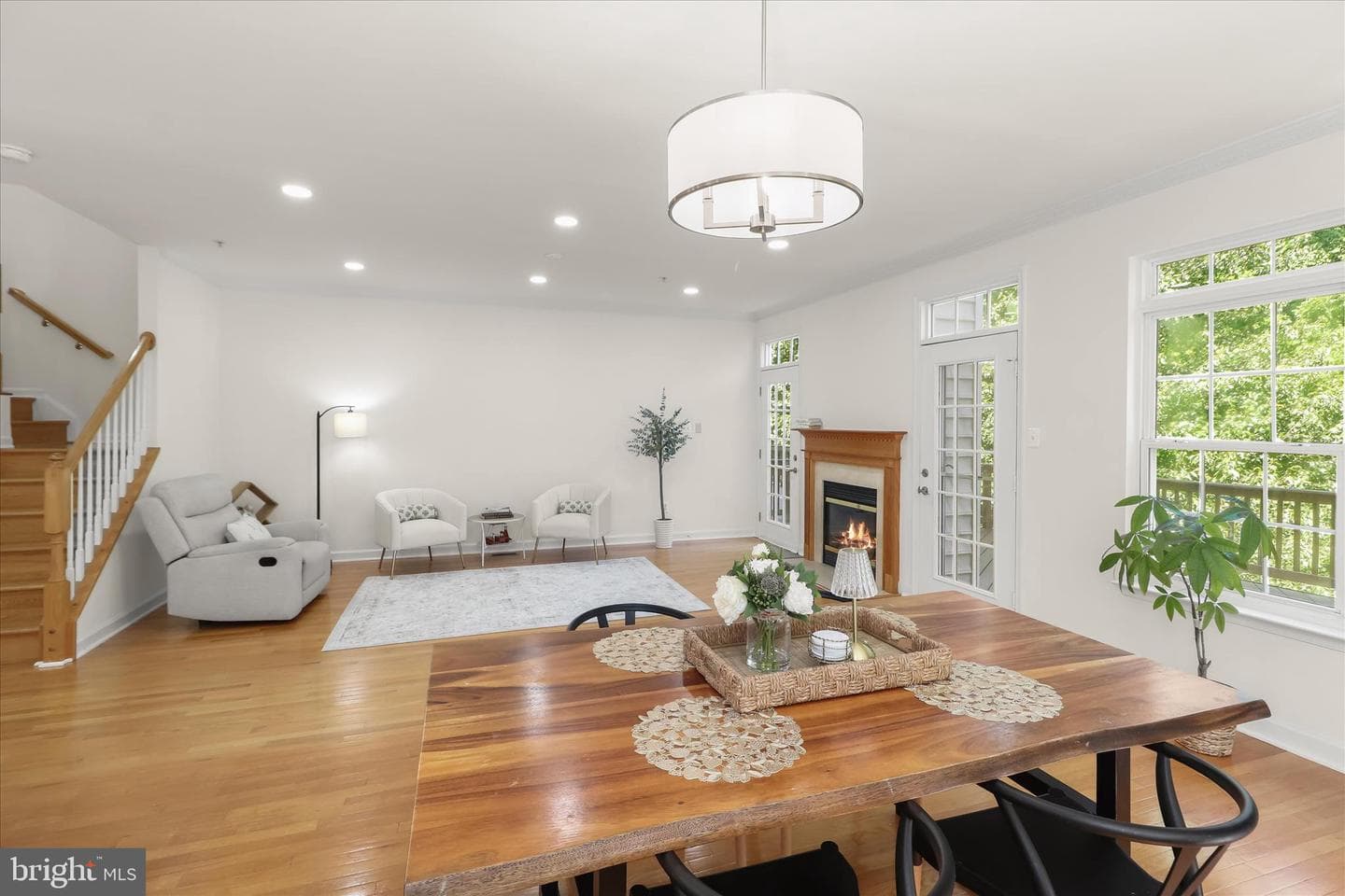 8532 Light Moon Way photo 16
