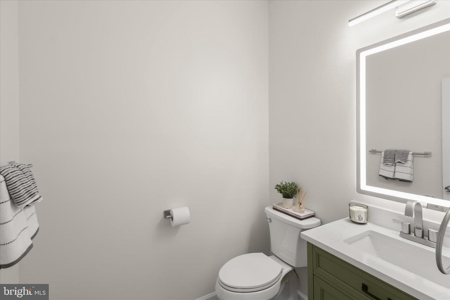 8532 Light Moon Way photo 26
