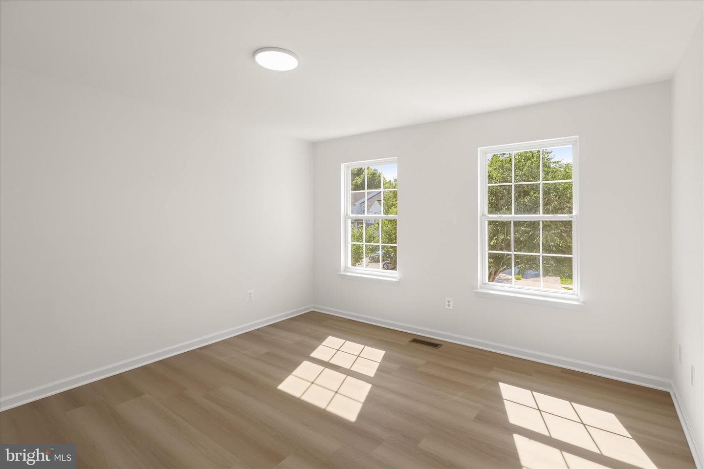 8532 Light Moon Way photo 38