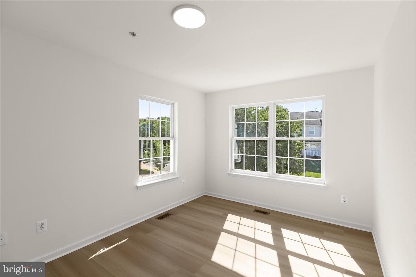 8532 Light Moon Way photo 40