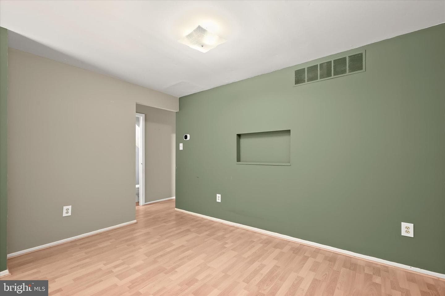 9015 Moving Water Lane photo 16