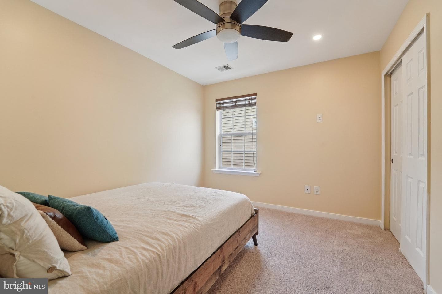 7054 Joann Khan Drive photo 19