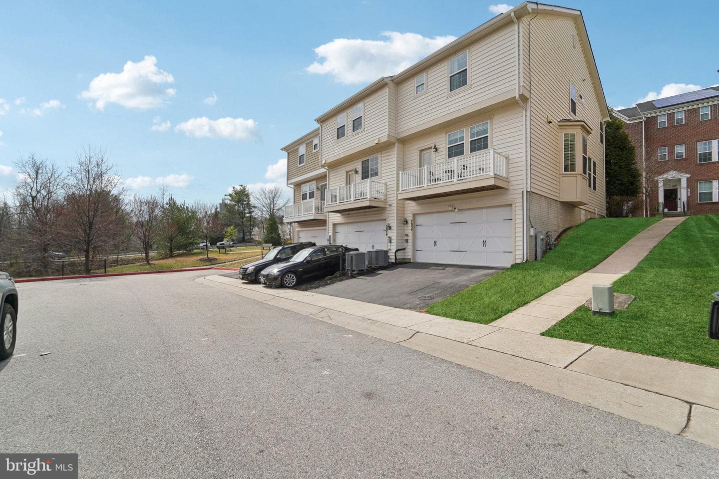 7054 Joann Khan Drive photo 29