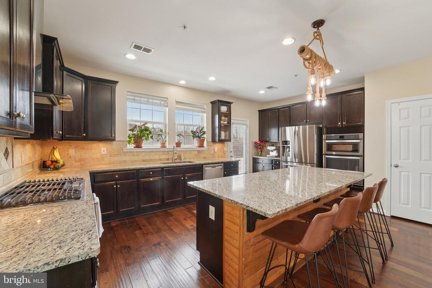 7054 Joann Khan Drive photo 9