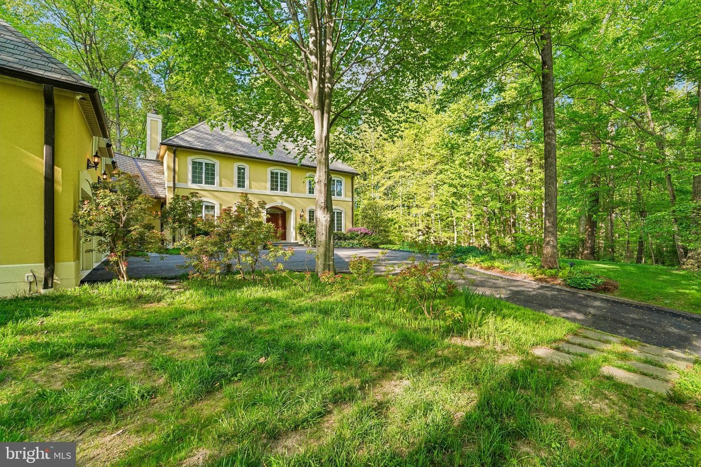 13798 Lakeside Drive photo 5