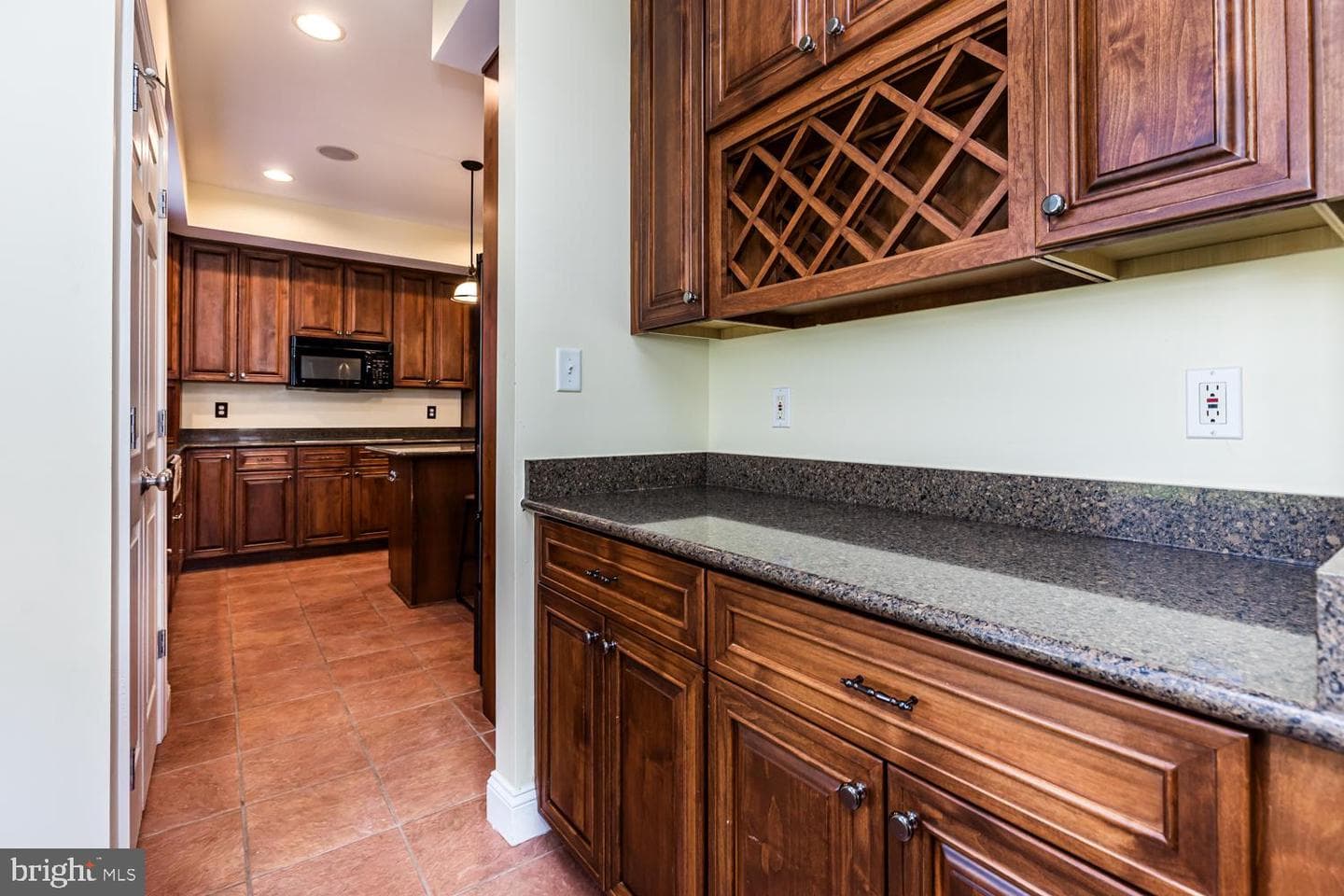 3402 Deanwood Avenue photo 32