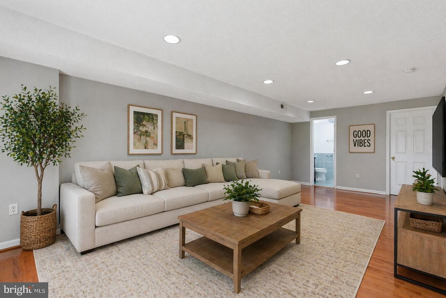 8828 Birchwood Way photo 23